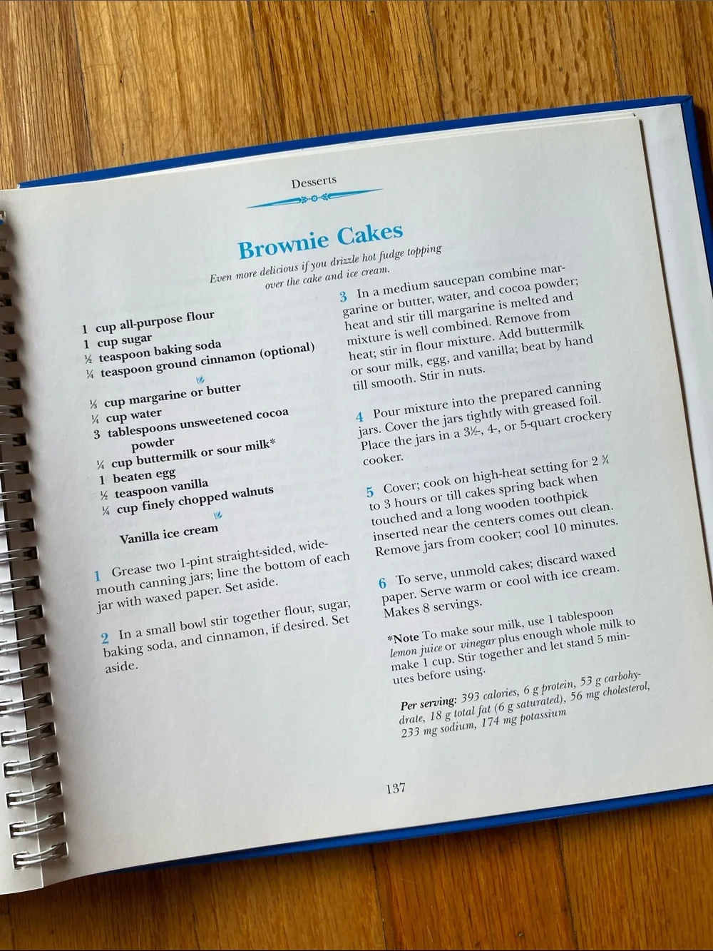 Better Homes And Gardens Crockery Cookbook - Blue and Red Cover